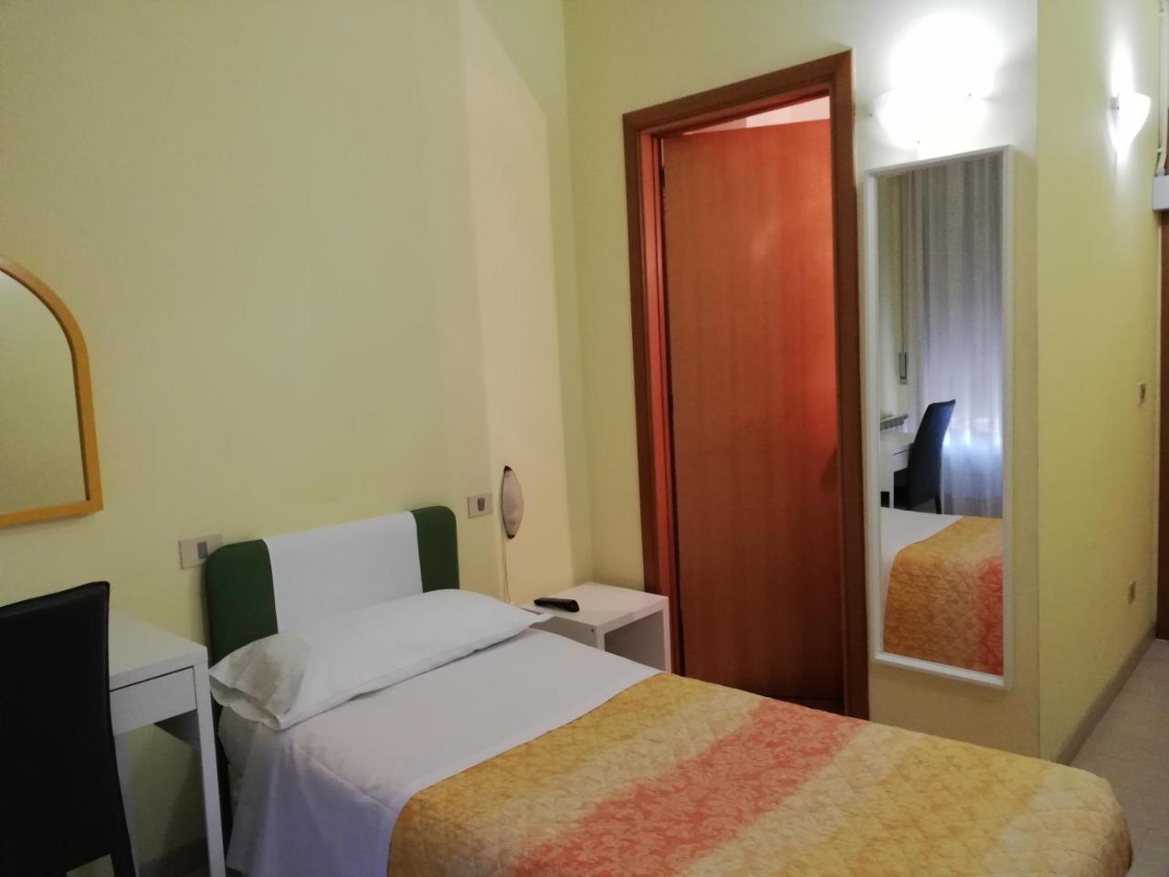 Albergo Roma Lanciano Eksteriør billede